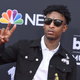 Illustration for article titled 21 Savage Turns Himself In for Felony Theft Warrantem/em